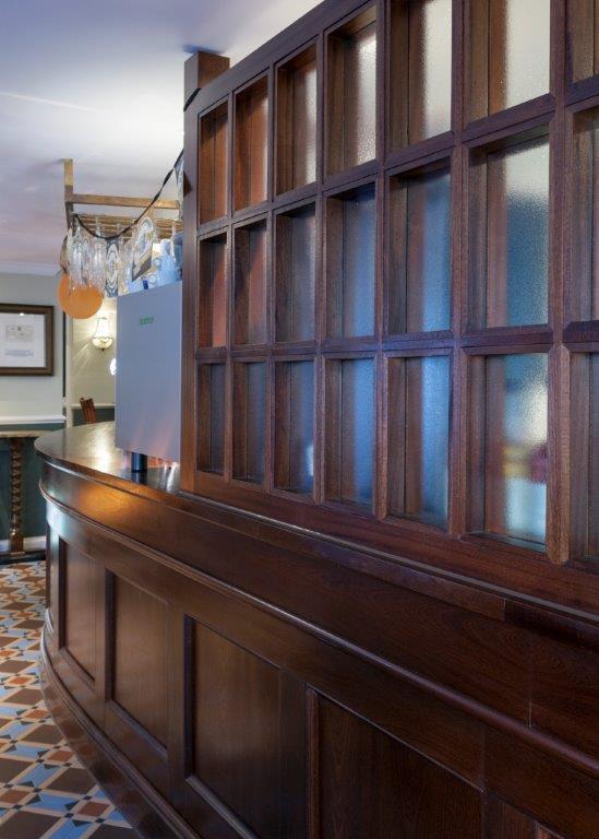 ホテル The Greyhound Wetherspoon ブリッドポート エクステリア 写真